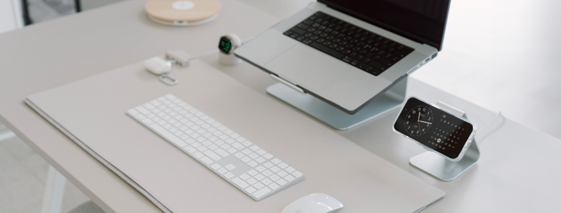 Maximizing Productivity: How to Optimize Your Workflow with the Apple Ecosystem