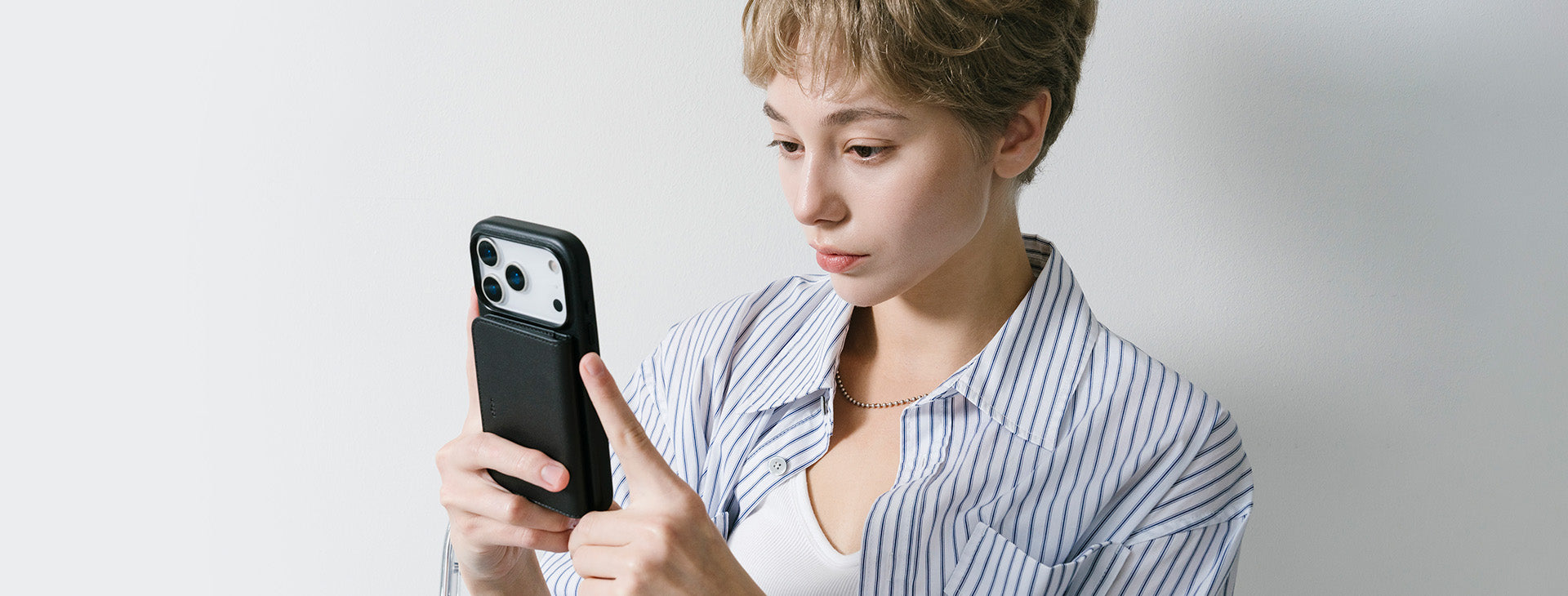 Top 3 MagSafe Wallet Accessories for iPhone 17 Series