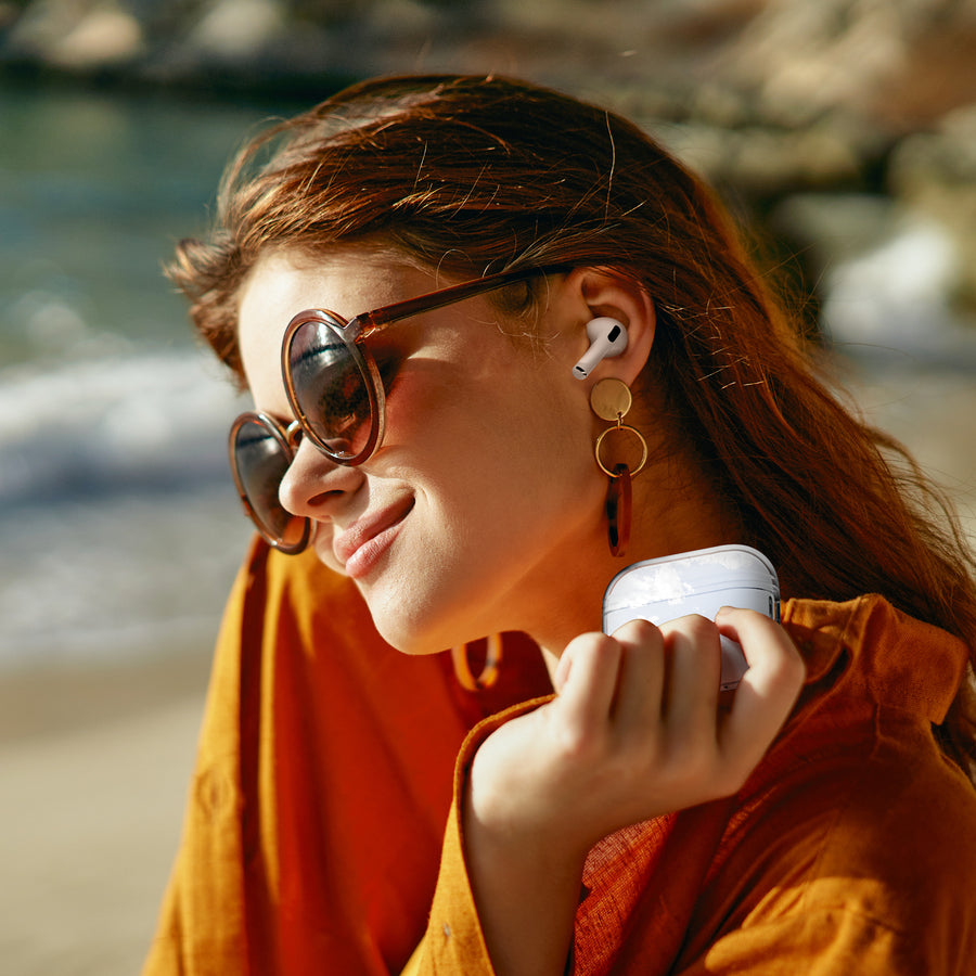 Clear Case with Nylon Lanyard for AirPods Pro 2